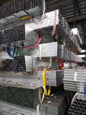 Saída Q235 Tubo de aço galvanizado quadrado a quente para múltiplos diâmetros ± 1% Tolerância