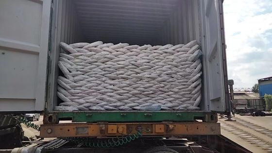 Arame de aço galvanizado GI laminado a quente laminado a frio com ponto do padrão AiSi direto e é liga ou não