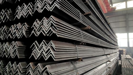 40x5mm 6m 12m ASTM A36 Q235 GB 20x4mm barra de ângulo de aço laminado a quente para S235JR/S275JR/S355JR em Q235/Q345/SS400/ST37-2/ST52