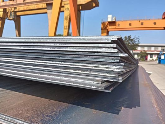 Superfície lisa bobinas de chapas laminadas a quente de níveis baixos de carbono e bobinas de chapas Q235 com tolerância ± 1%
