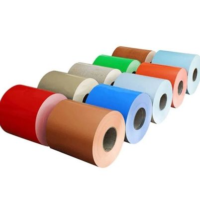 Coils de aço revestidos de cor PPGI pré-pintado 0,4 mm-0,25 mm espessura Folha de telhado Fabricação com chuva ácida e resistência UV
