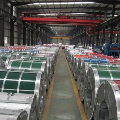 Z30-Z40 Revestimento G550 DX51D ppgi bobina de aço galvanizado pré-pintada PPGI Chapas de telhado onduladas bobina de rolo revestido de cor