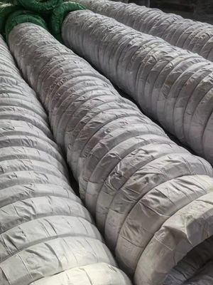 Q195 Q235 Grau de fio galvanizado Forte e durável 3,5 mm x 300 m comprimento para aplicações de carga pesada