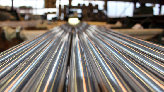 Faturamento por peso teórico 304 Tubo de aço inoxidável sem costura 10 mm OD 0,8 mm Tubo de aço inoxidável de parede de alta precisão