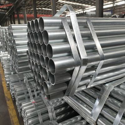 Tubos de parede espessa Tubos galvanizados para construção Tubos de aço soldados personalizados Materiais de construção resistentes à corrosão
