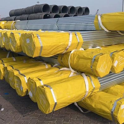 Tubos de parede espessa Tubos galvanizados para construção Tubos de aço soldados personalizados Materiais de construção resistentes à corrosão