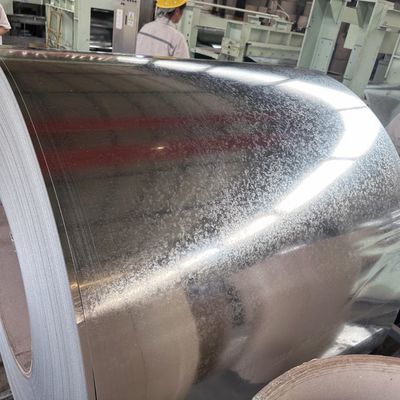 Z40 padrão 1250mm e 1500mm bobina de aço galvanizado laminado a quente competitivo com serviço de descolagem incluído