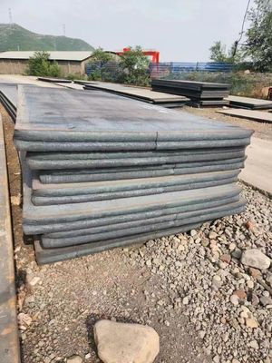 Fornecimento direto de chapas laminadas a quente de 1000 mm não ligadas Q345 para placas de recipientes de construção